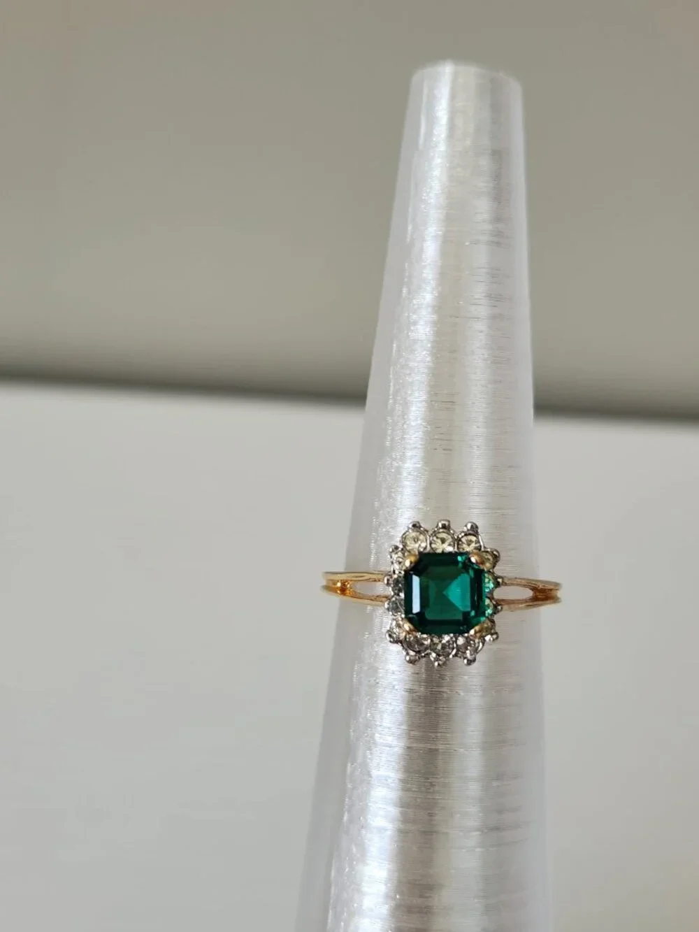 ORION Green Rhinestone Gold Tone Cocktail Ring